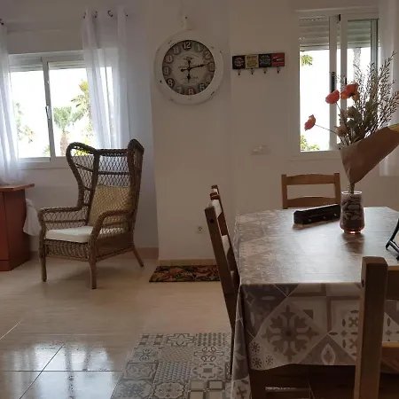 Magic World Frontal 1ª Linea Apartament *